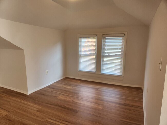 Building Photo - 809 Bay Ridge Ave