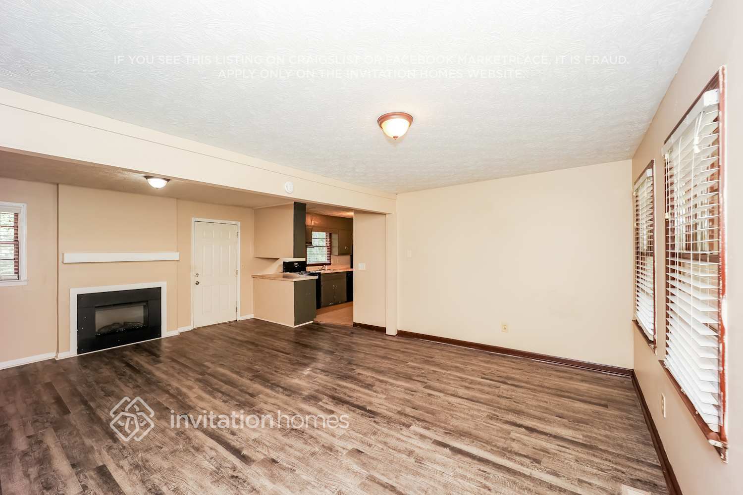 Building Photo - 7290 Hollyhock Dr