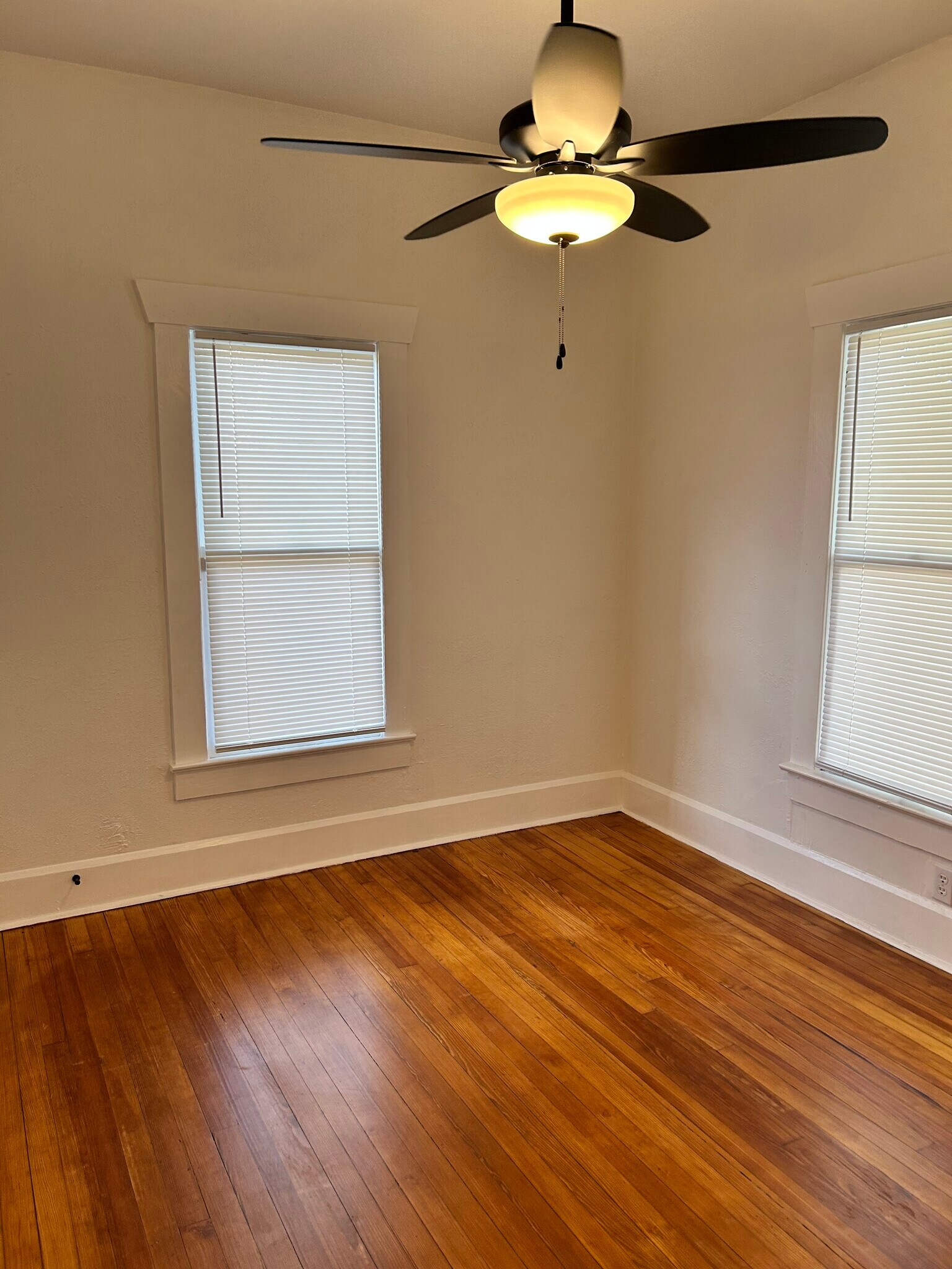 Bed 2 - 2443 4th Ave N