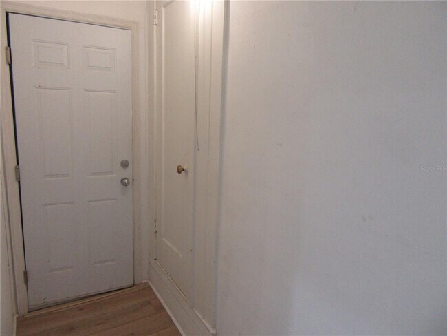 Building Photo - 524 3rd St N