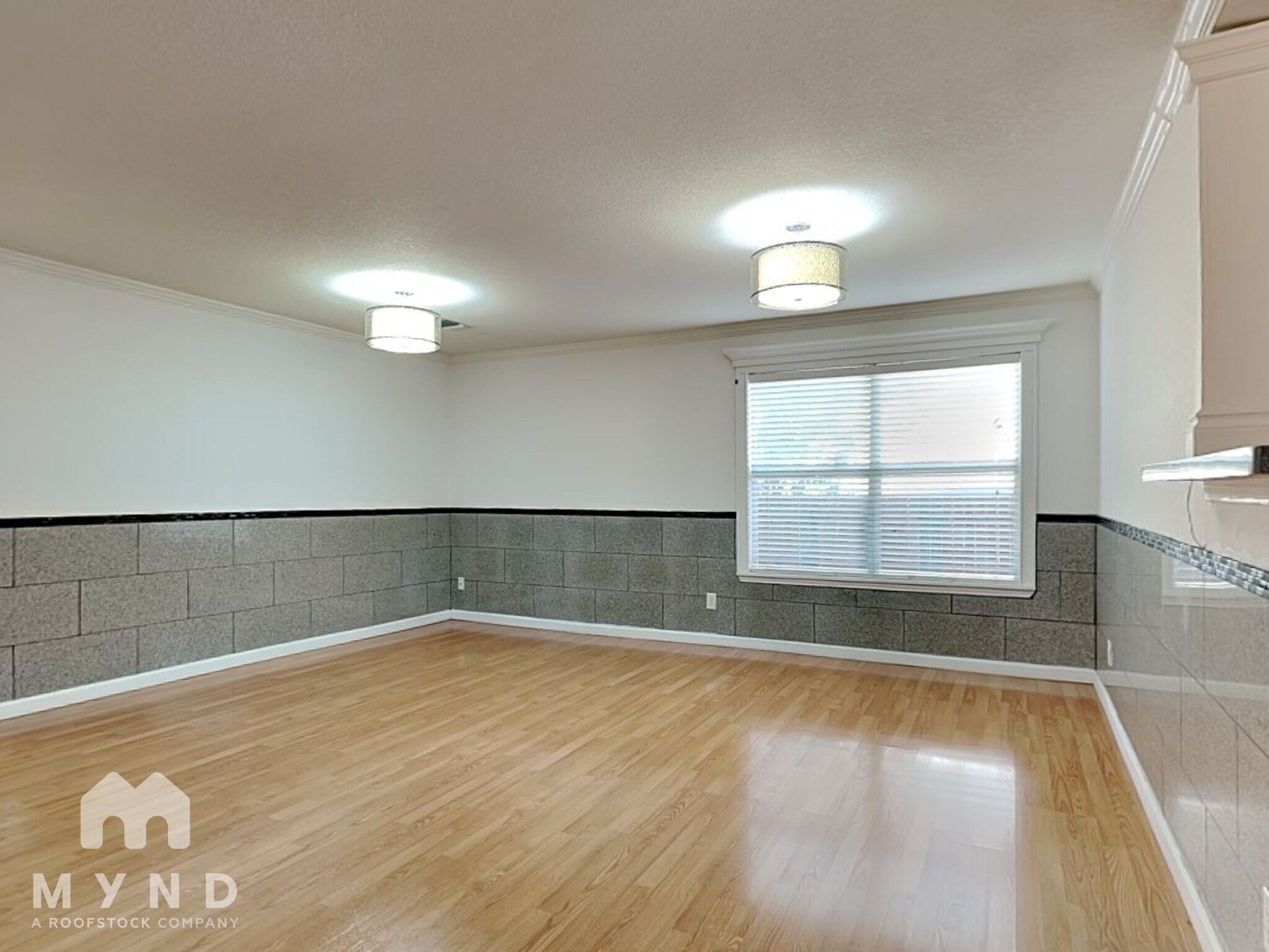 Building Photo - 8715 Veranda Ct