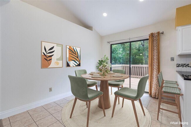 Building Photo - 13109 Marble Falls Cove