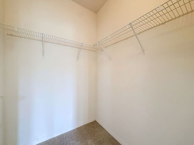 Building Photo - 3757 Conroy Rd