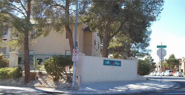 Building Photo - BEAUTIFUL  1 BED 1 BATH CONDO MINUTES FROM...
