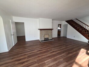 Building Photo - 4 Bedroom House for Rent in Shaler Schools !