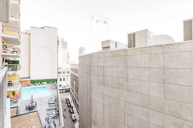 Building Photo - 151 Tremont St