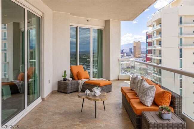 Building Photo - 2777 Paradise Rd