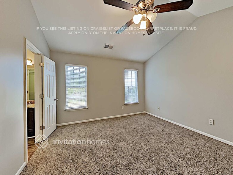 Building Photo - 2204 Genesis Dr