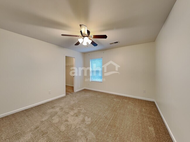 Building Photo - 2311 Foxy Dr