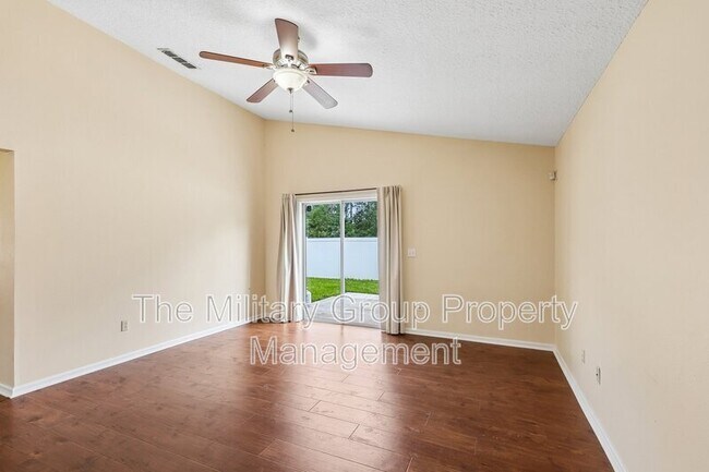 Building Photo - 12387 Anarania Dr