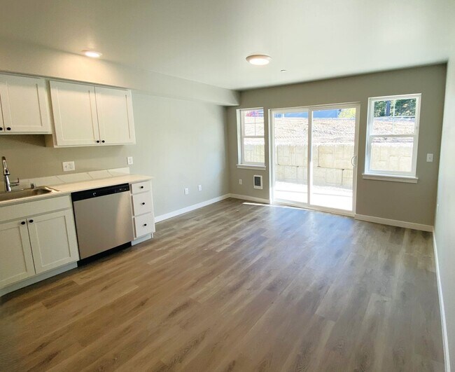 Building Photo - 4145 Britton Loop Rd