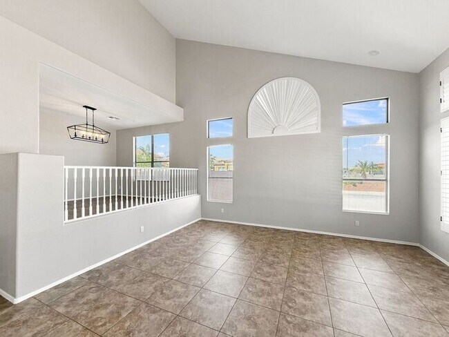 Building Photo - Spacious Chandler Home with RV Gate & 3-Car Garage!