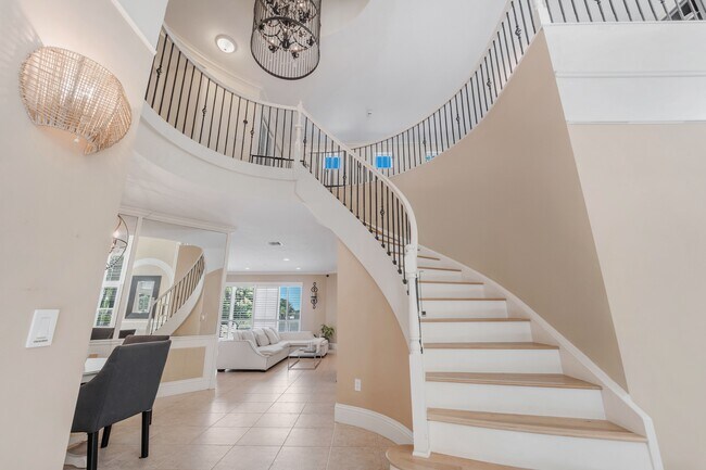 Building Photo - 5235 SW 171st Ave