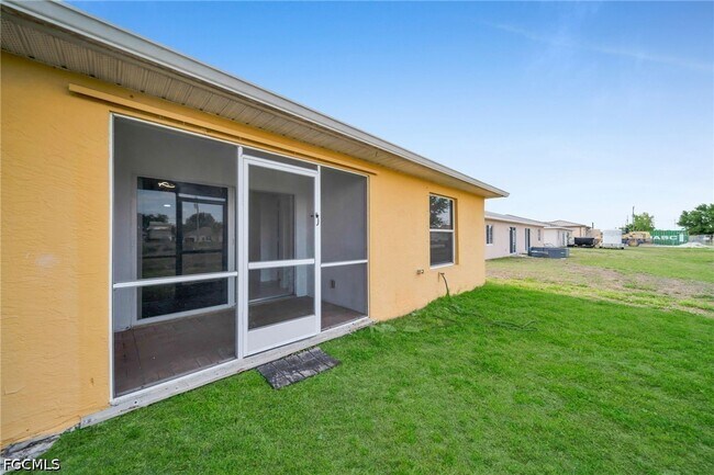 Building Photo - 2033 Andalusia Blvd