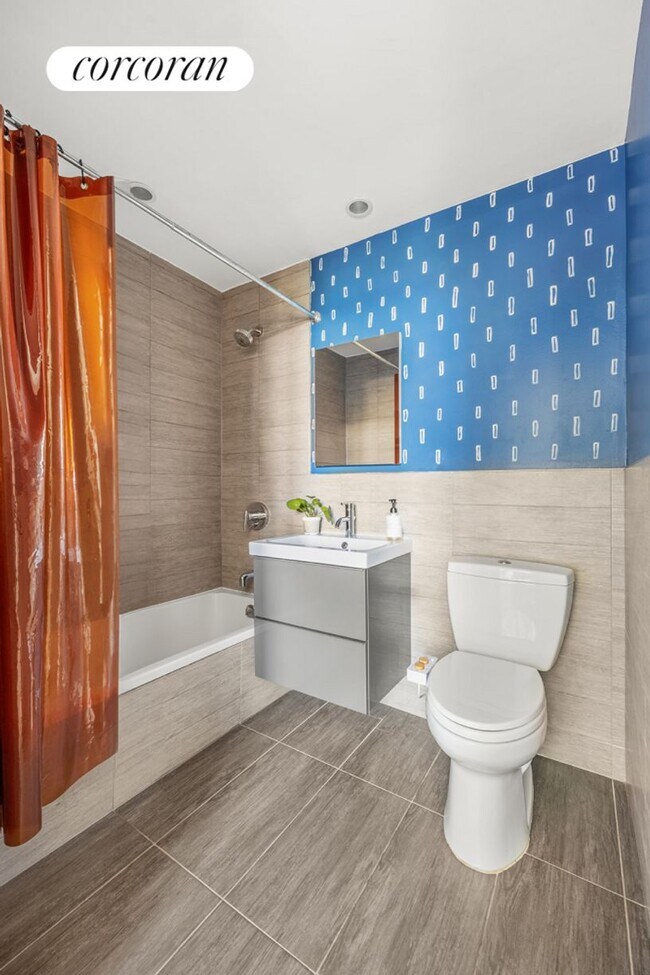 Building Photo - 227 34th St