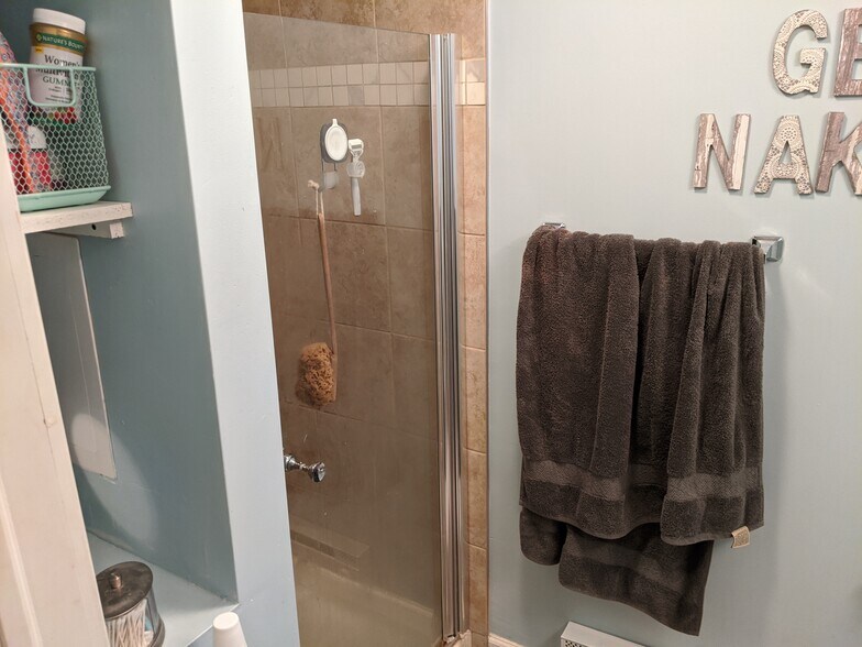 Bathroom off Bedroom 1 - 1824 Fox Way