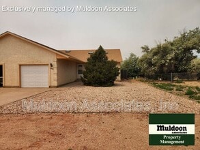 Building Photo - 955 S Kyle Ln