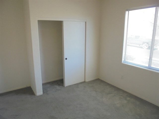 Building Photo - 3621 W Avenida Vera Cruz