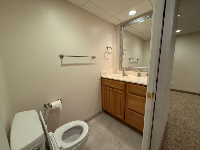 Building Photo - Beautifully Updated Home in Holladay