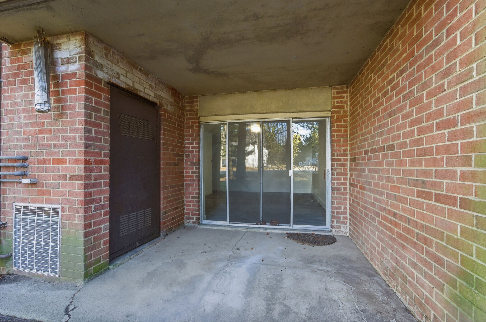 Building Photo - 113 Echelon Rd