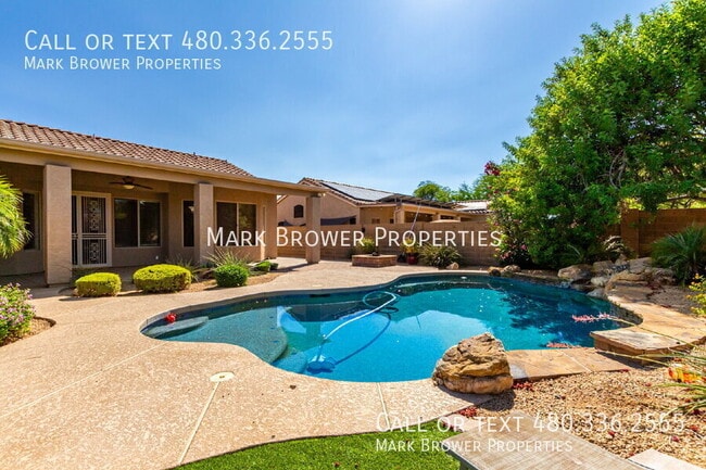 Building Photo - 4326 E Melinda Ln