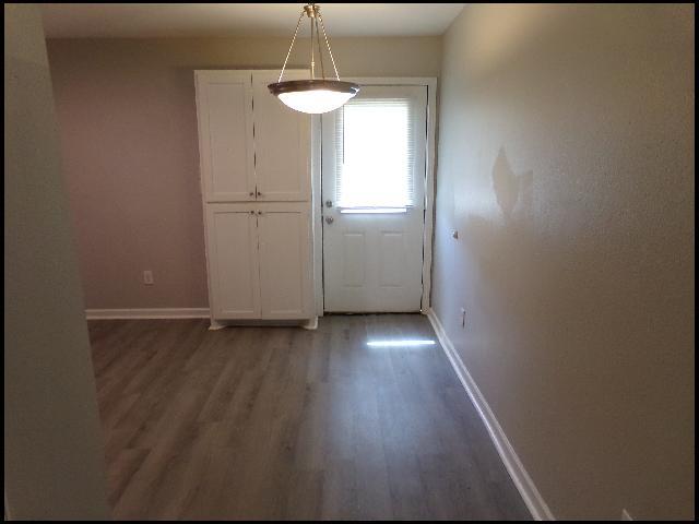 Building Photo - 101 Ellis Dr