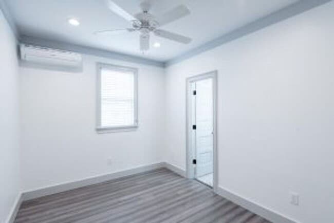 Building Photo - 321 Ashley Ave