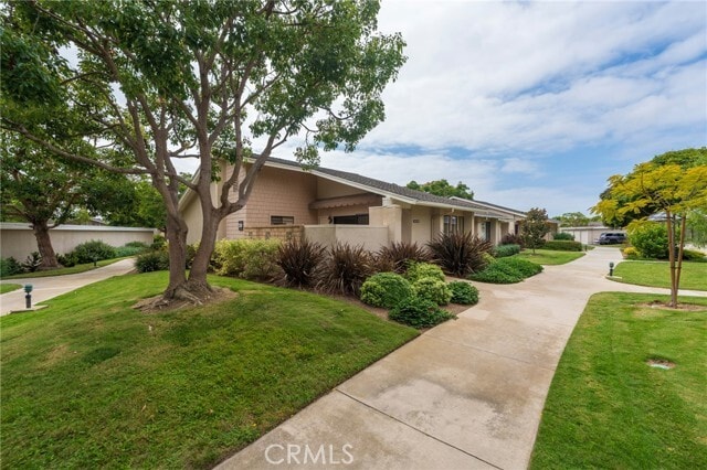 Building Photo - 8885 Modoc Cir