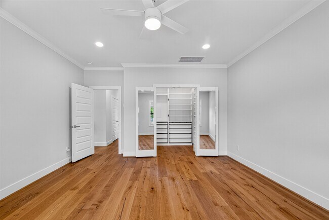 Building Photo - 935 Bunton St