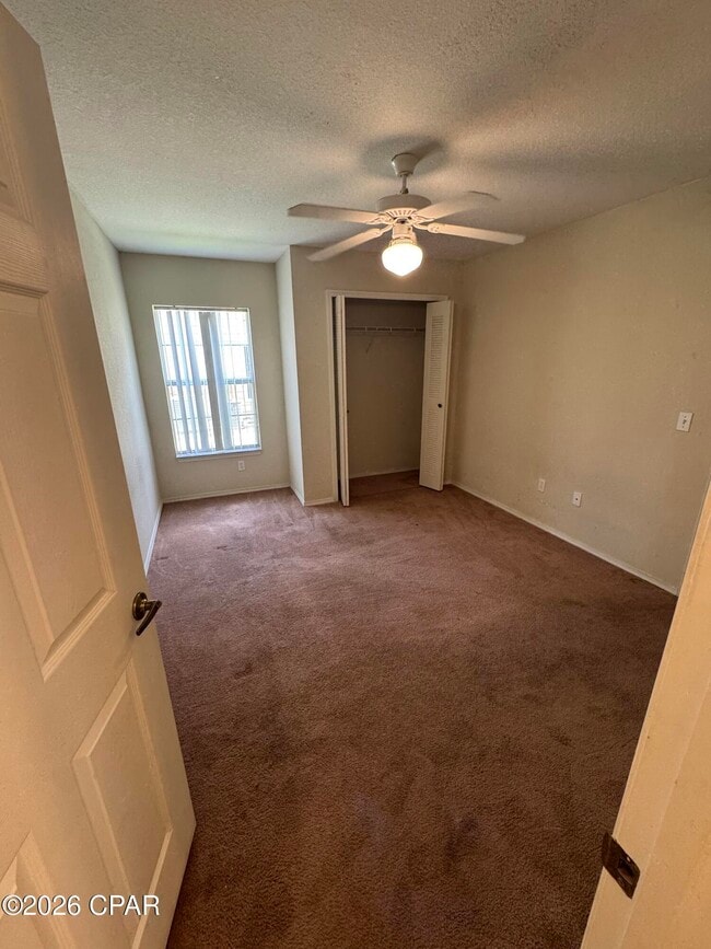 Building Photo - 303 Lighthouse Rd