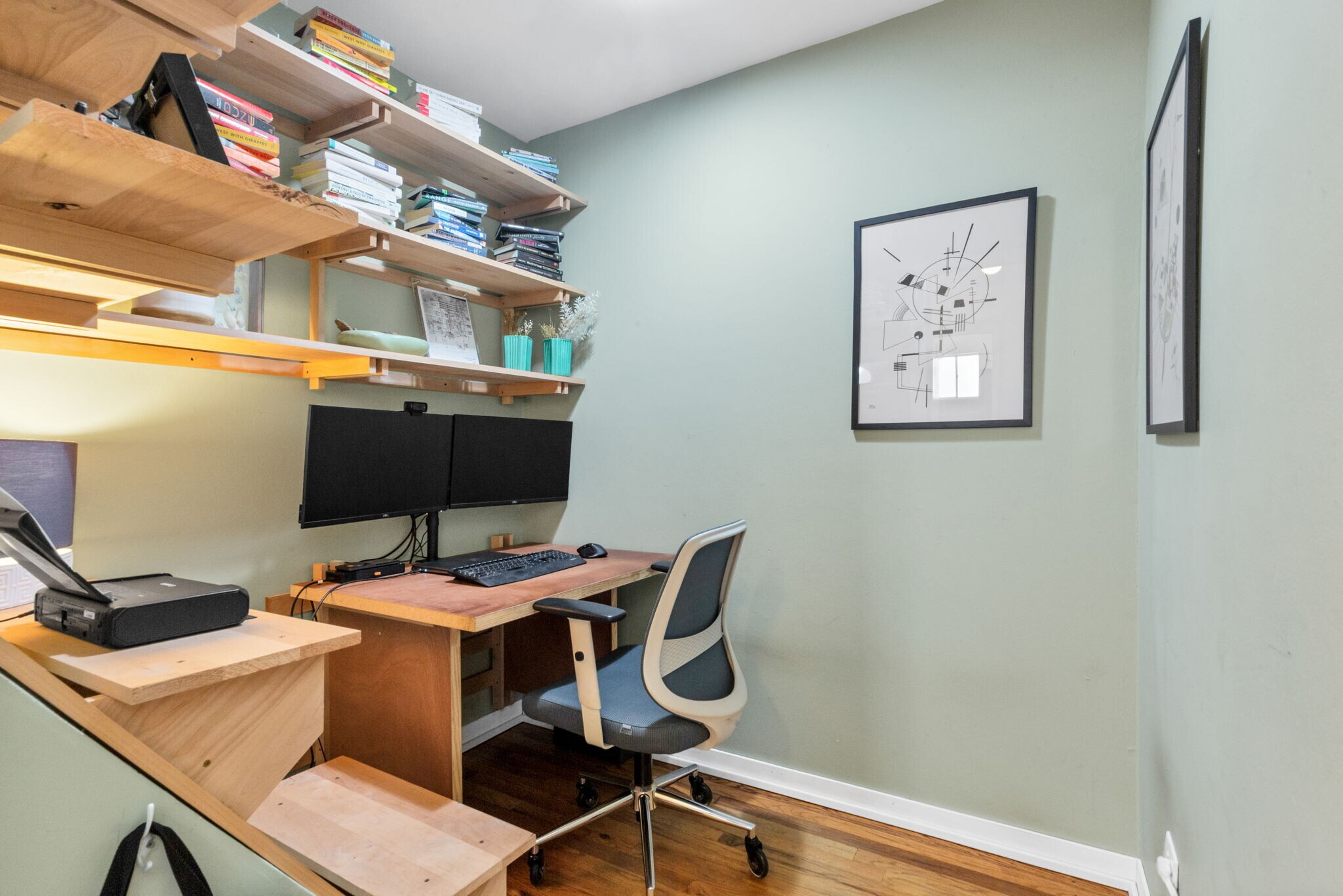 Building Photo - 1137 E 12th Ave