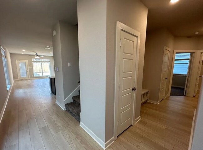 Building Photo - 4 bed 3 bath new build!