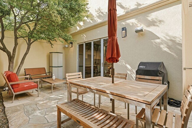 Building Photo - Stunning 3-Bedroom Home in a Prime Mountain View Location with Top-Rated Los Altos Schools!