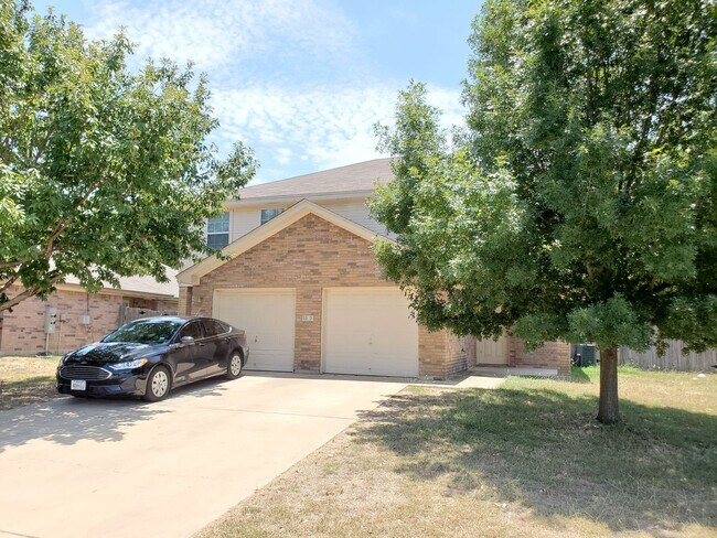 Primary Photo - 1400 Chips Dr