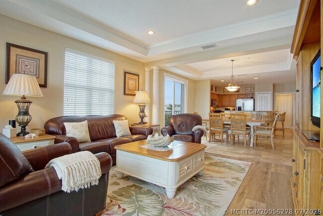 Building Photo - 3736 NE Indian River Dr