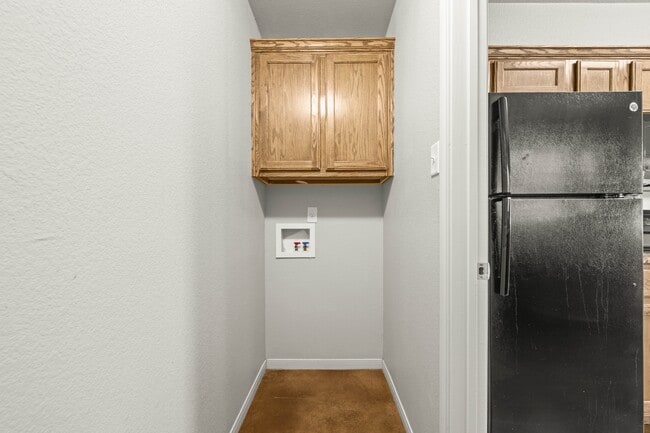 Building Photo - 1521 Aztec Trce