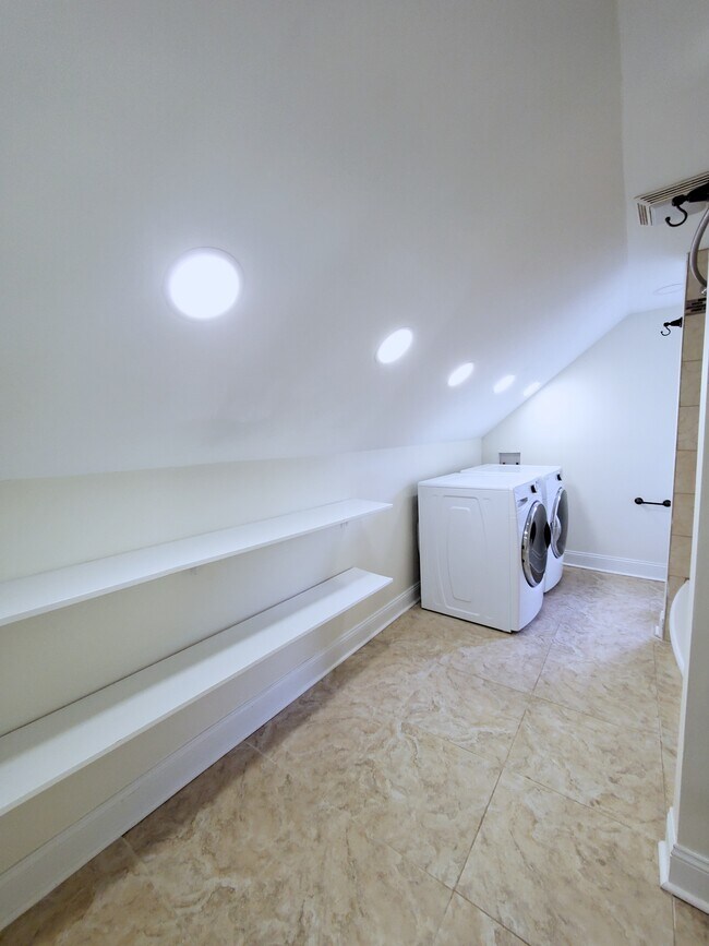 Bathroom - 142 E Maynard Ave