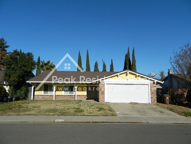 Primary Photo - Very Nice 3 bd/2ba Elk Grove Home with 2 C...