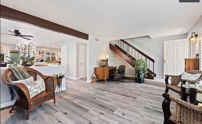 living rm - 3201 Via Pescado