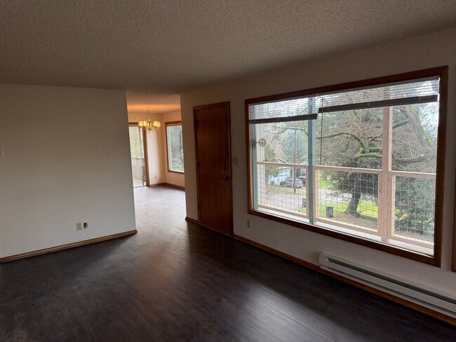 Building Photo - Hunter - Anderson Road