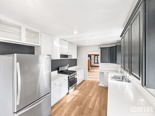 Building Photo - Newly Remodeled 3B/2BA House in North Park!