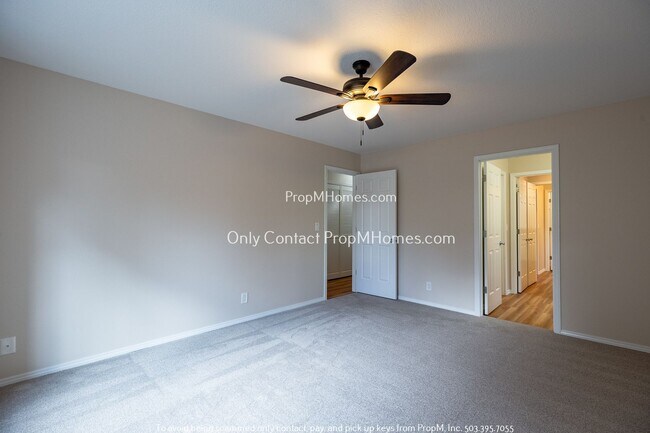 Building Photo - Open-Concept Living with Easy Portland Com...