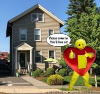 Building Photo - 142 Walnut St