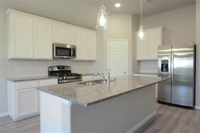 Building Photo - 1608 Etosha Dr