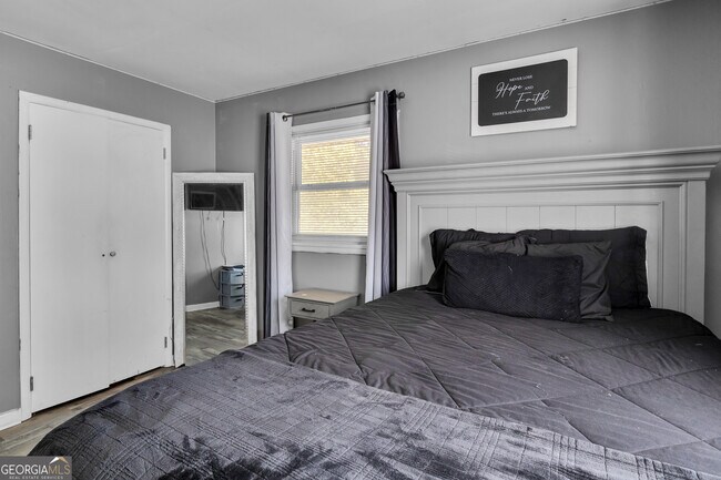 Building Photo - 6575 Hidden Brook Trail