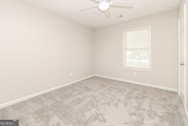 Building Photo - 3810 Greenbrook Dr