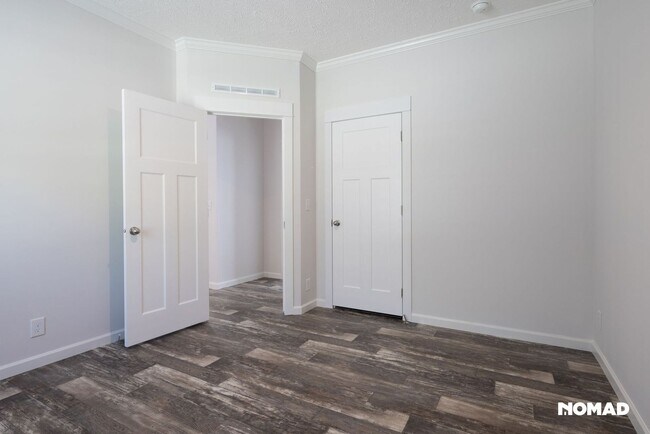 Building Photo - *BRAND NEW* 3 Bedroom Single Family – Mode...