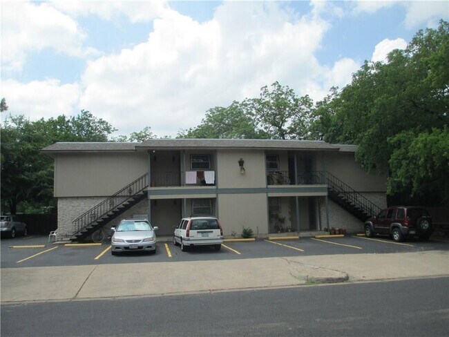 Building Photo - 312 E 43rd St