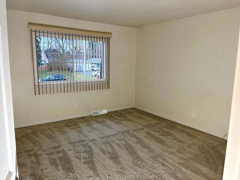 Bedroom- Upper Level - 2290 Jericho Rd