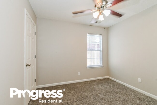 Building Photo - 9882 Wynngate Dr